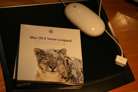 Caja Snow Leopard