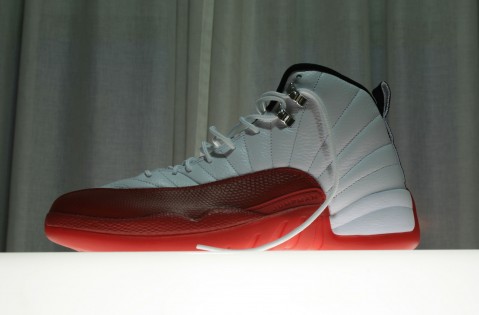 Air_Jordan_XII_redwhite_3