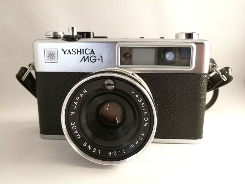 Yashica MG-1