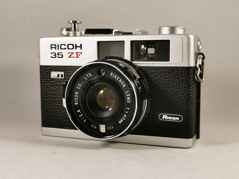 Ricoh 35 ZF